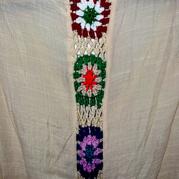 Stem and Vine Embroidered Vest - Picture 3 of 4